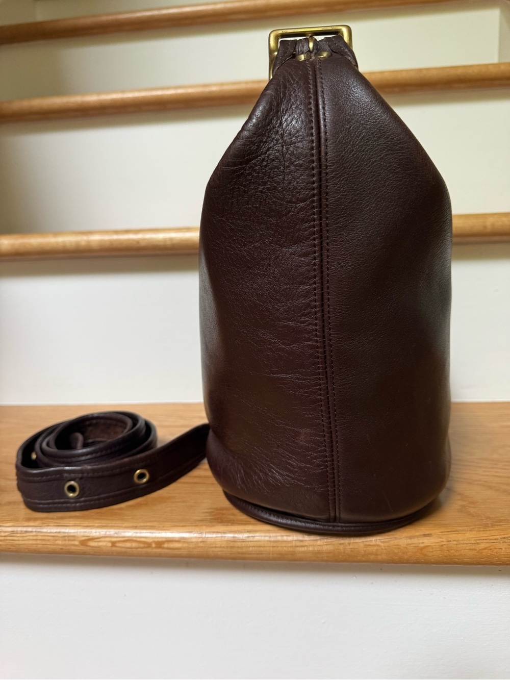 Vintage Coach Helen's Legacy 9953 Mahogany Brown Leather Duffle Bag from Turkey - Picture 4 of 15